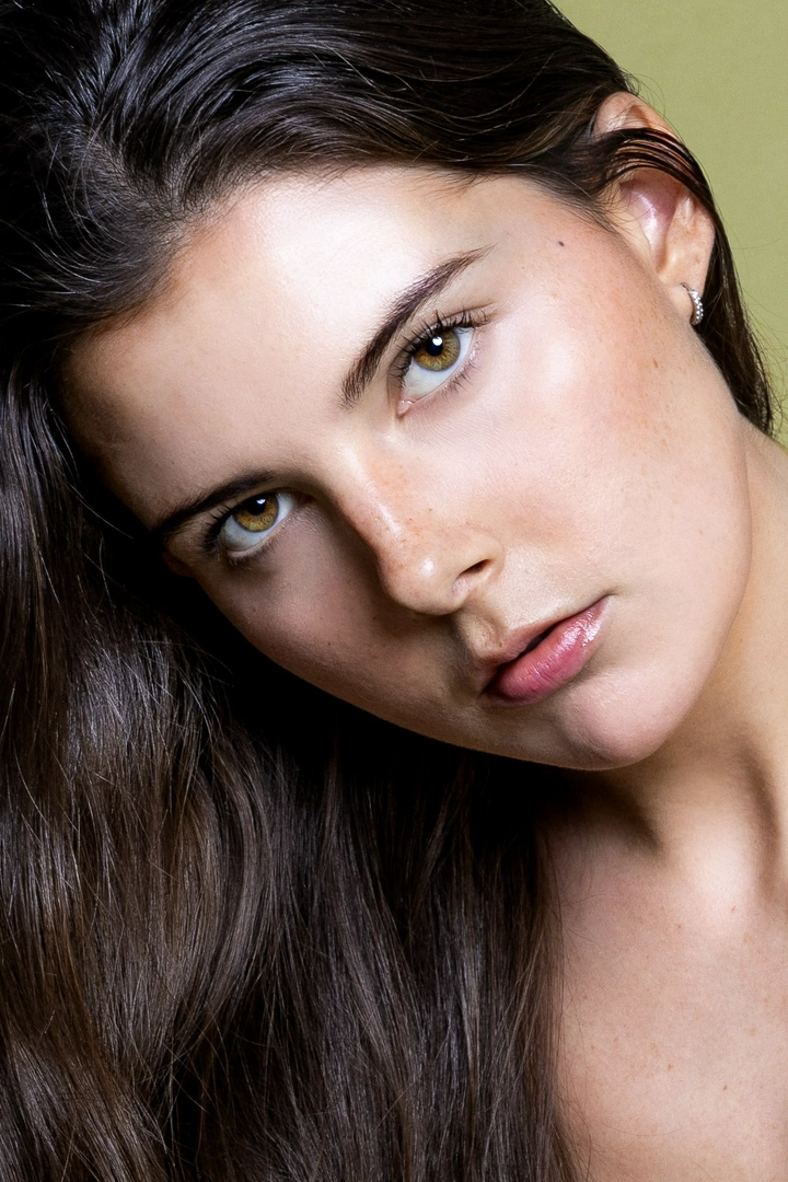 model gallery headshot