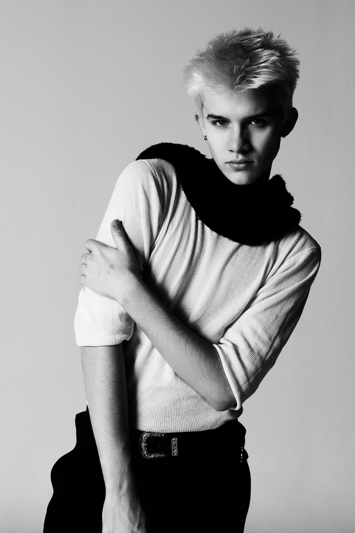 model gallery headshot