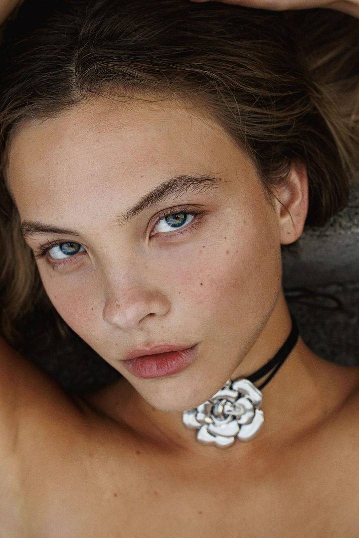 model gallery headshot